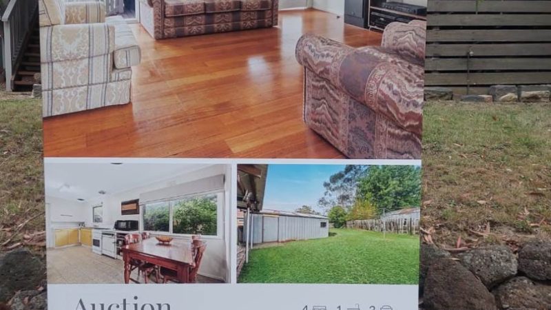 Ray White auction sign